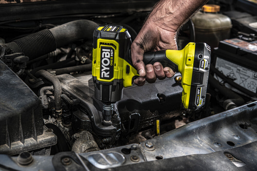 ONE + / Гайковерт RYOBI RIW18X-0 (без батареи)