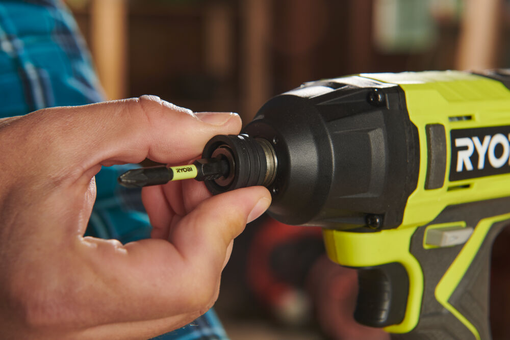 ONE + / Винтоверт RYOBI RID18-0 (без батареи)