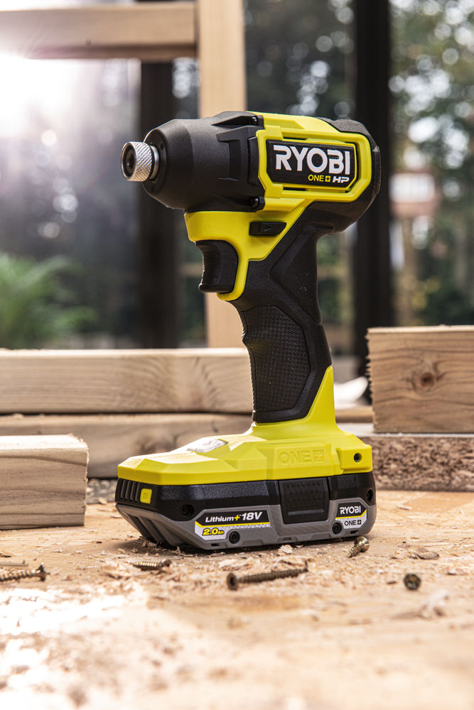 ONE + / Винтоверт импульсный RYOBI HP RID18C-0 (без батареи)