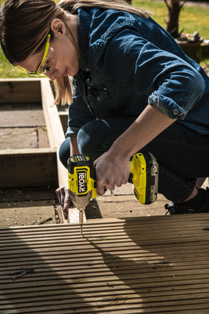 ONE + / Винтоверт RYOBI HP RID18X-0 (без батареи)