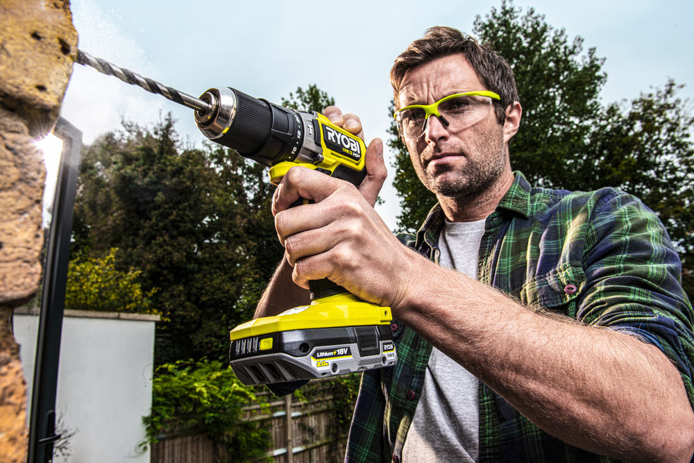 ONE + / Ударная дрель-шуруповерт RYOBI HP RPD18C-0 (без батареи)