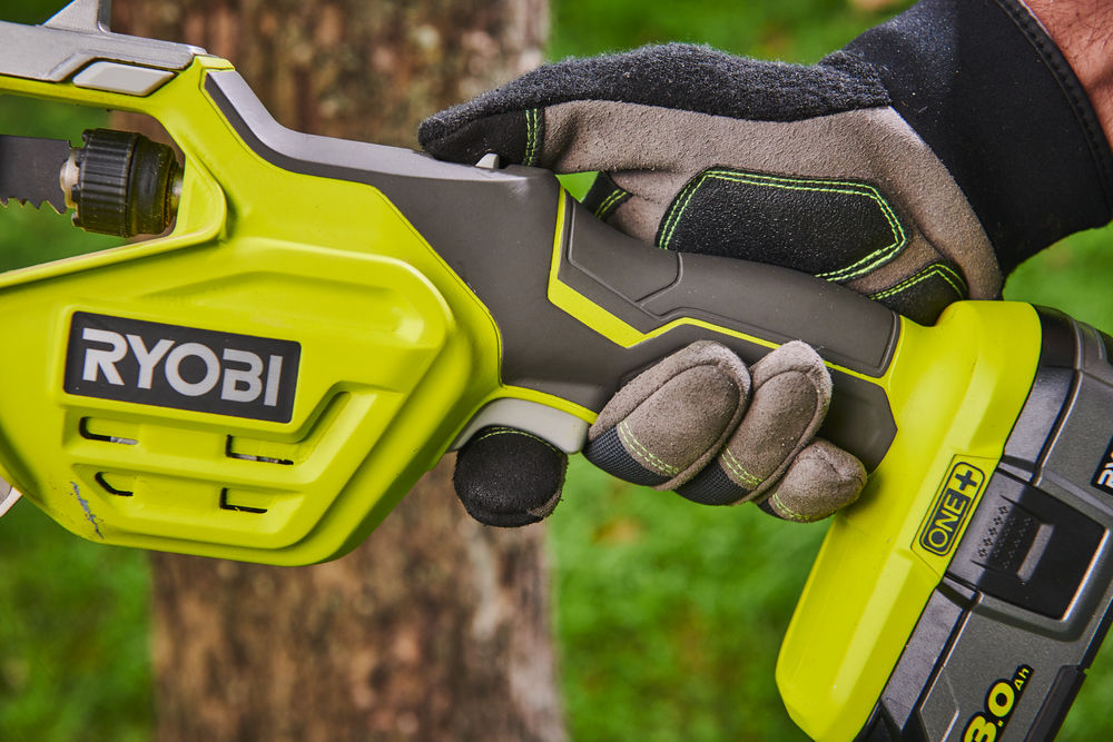 ONE + / Пила садовая RYOBI RY18PSA-0 (без батареи)