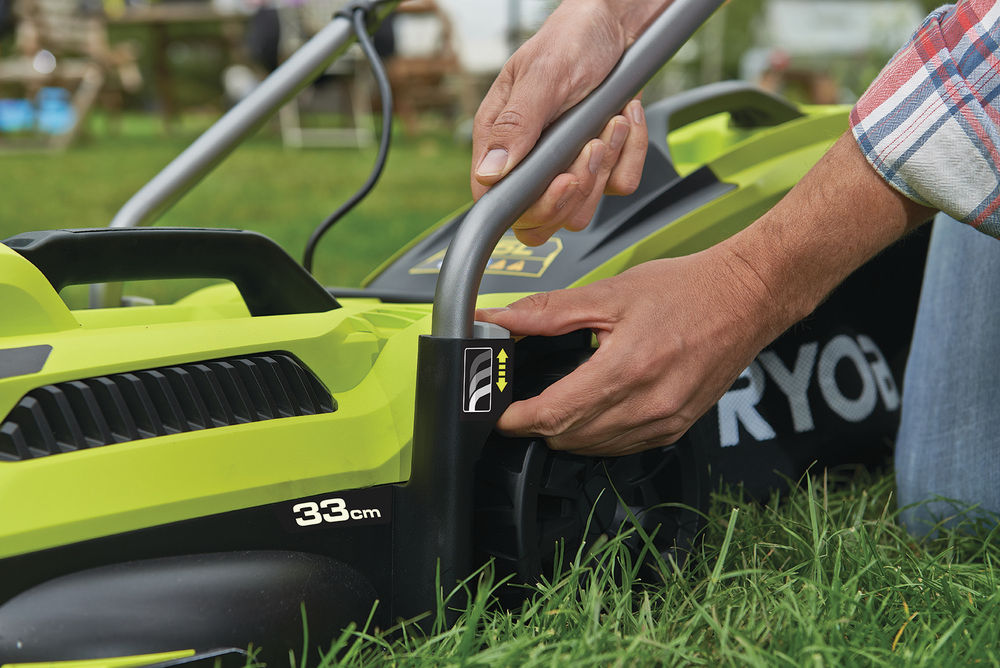 Газонокосилка электрическая RYOBI RLM13E33S