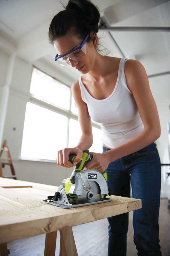 ONE + / Пила циркулярная RYOBI RWSL1801M (без батареи)