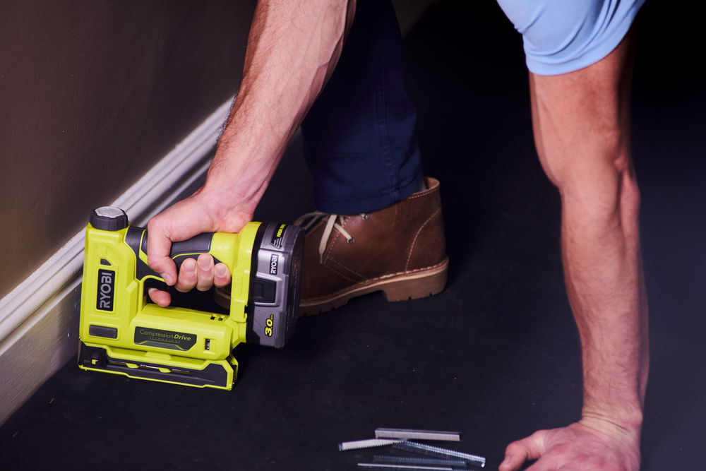 ONE + / Степлер RYOBI R18ST50-0 (без батареи)