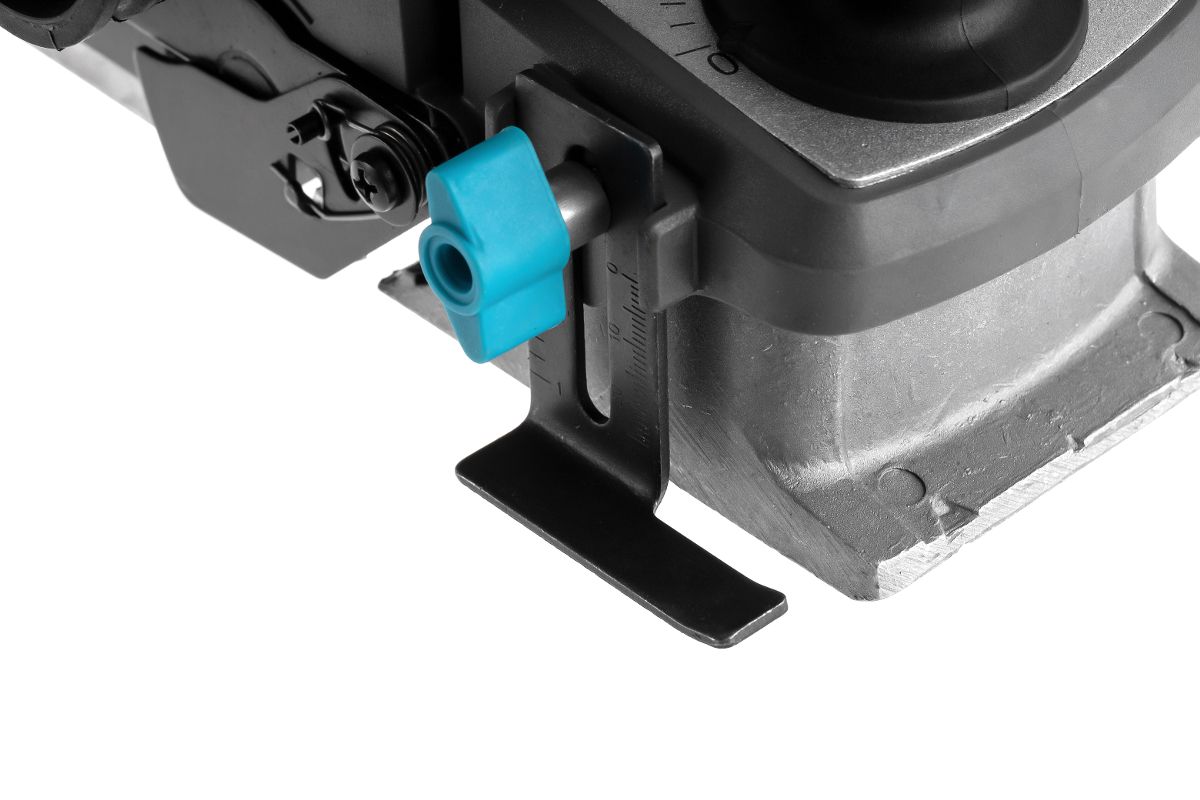 Рубанок TESLA TP1200