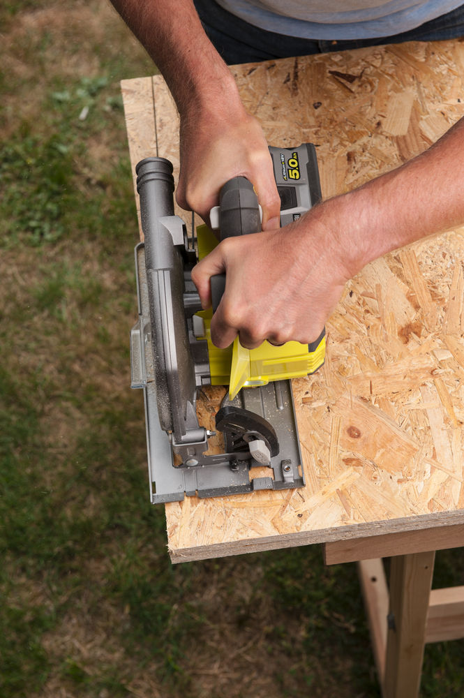 ONE + / Пила циркулярная RYOBI R18CS7-0 (CSBL-0) (без батареи)