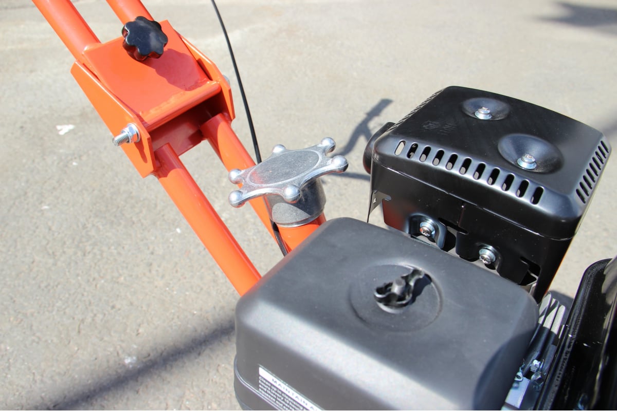 Затирочная машина Impulse Z600L Loncin LC200F