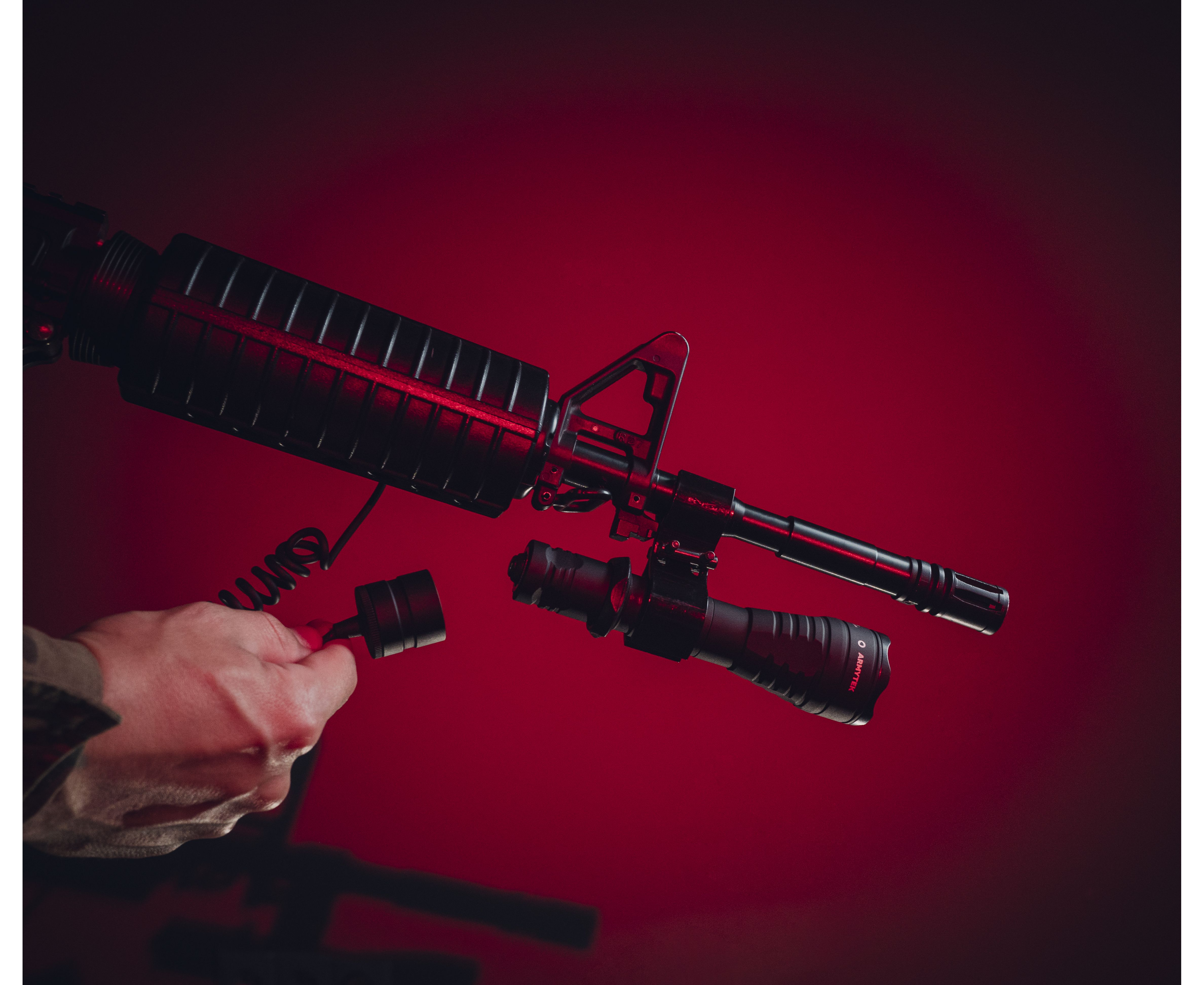 Фонарь Armytek Predator Pro Magnet USB Теплый