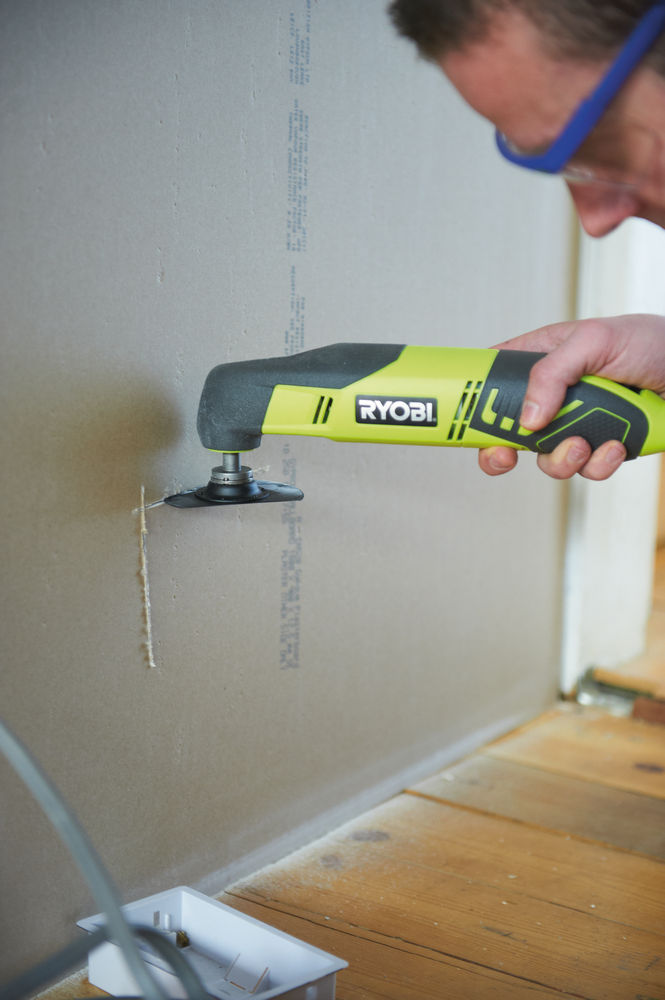 Многофункциональный инструмент RYOBI RMT200-S