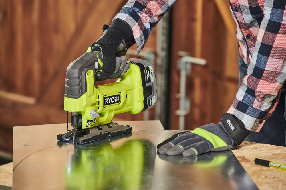 ONE + / Лобзик RYOBI RJS18-0 (без батареи)