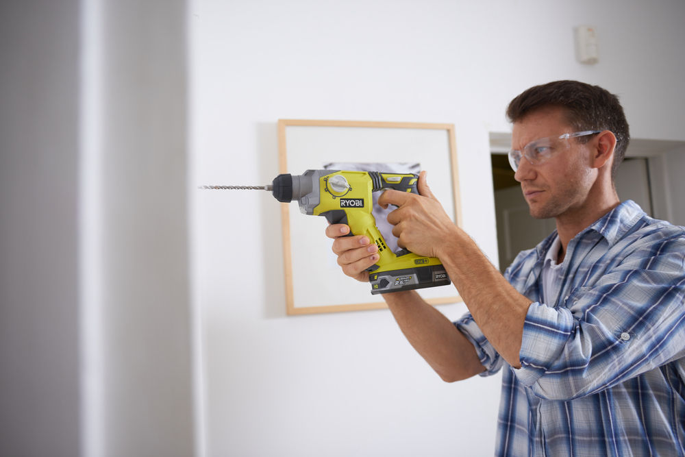 ONE + / Перфоратор RYOBI R18SDS-0 (без батареи)