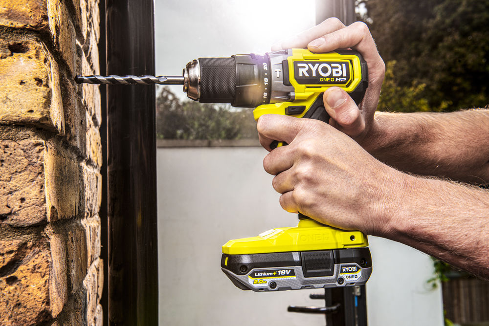 ONE + / Ударная дрель-шуруповерт RYOBI HP RPD18C-0 (без батареи)