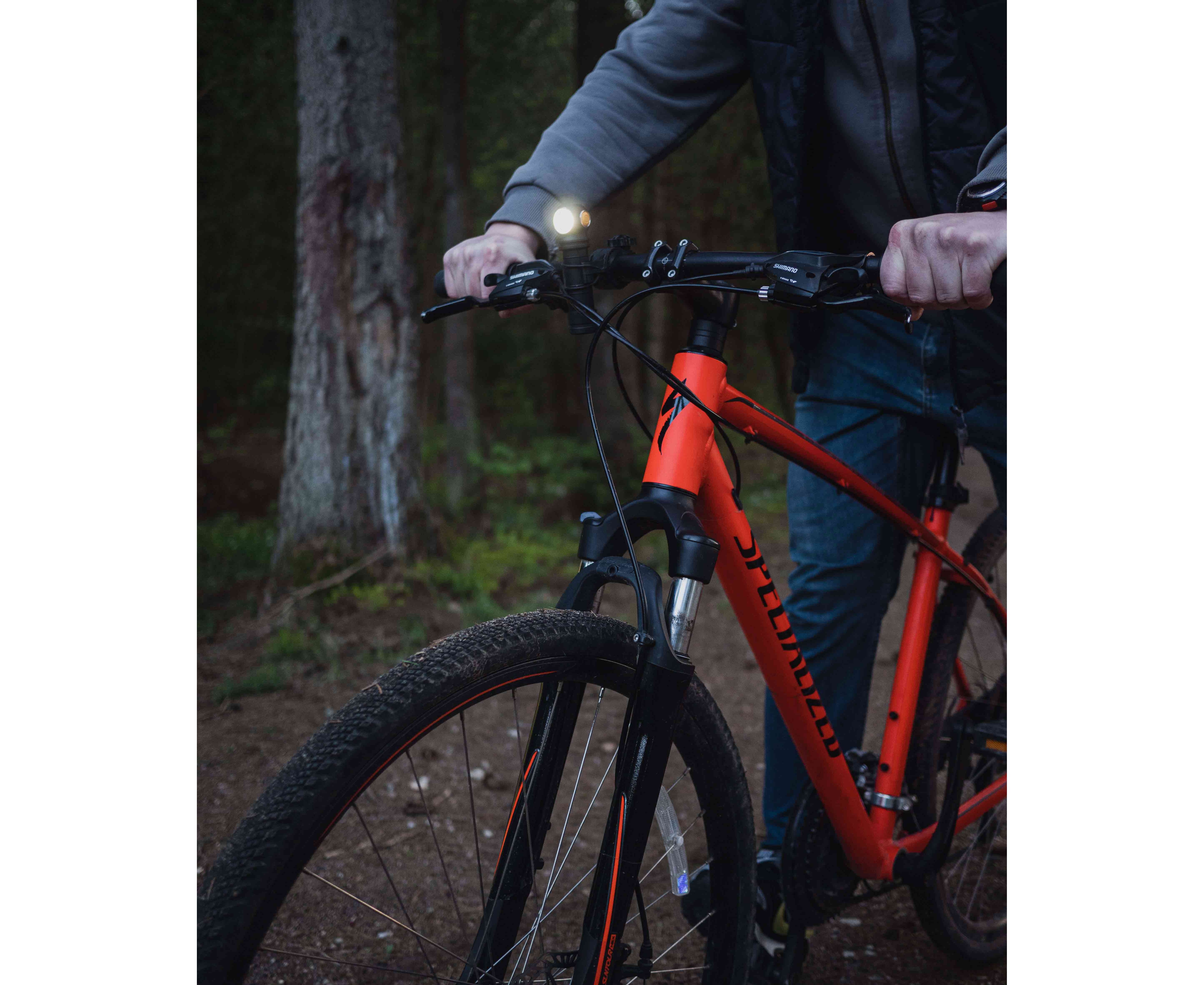 Фонарь Armytek Wizard C2 Pro MAX Magnet USB Белый