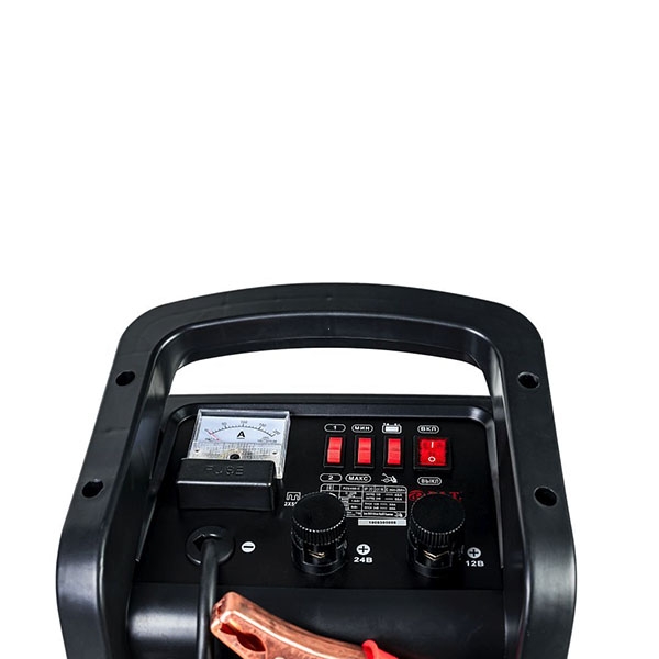 Устройство пуско-зарядное P.I.T. PZU450-C, 1,2/10 кВт., ток.зар. 40/50А. max, 300А., 220В.,50Гц.