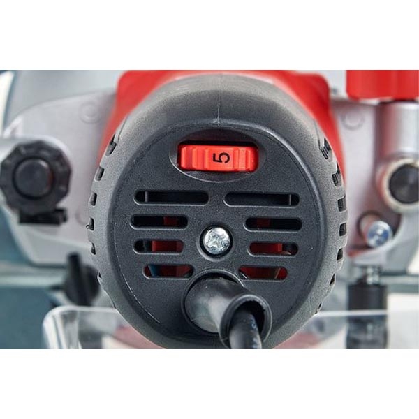 Фрезер FELISATTI FT6100, 40/1000,1000 Вт, цанга 6/8 мм, вертикальный ход фрезы 50 мм