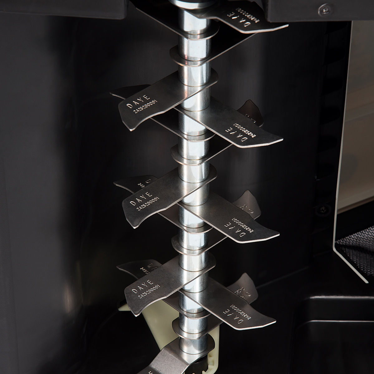 Аэратор-скарификатор аккумуляторный DAEWOO DSC 3840Li (без батареи)