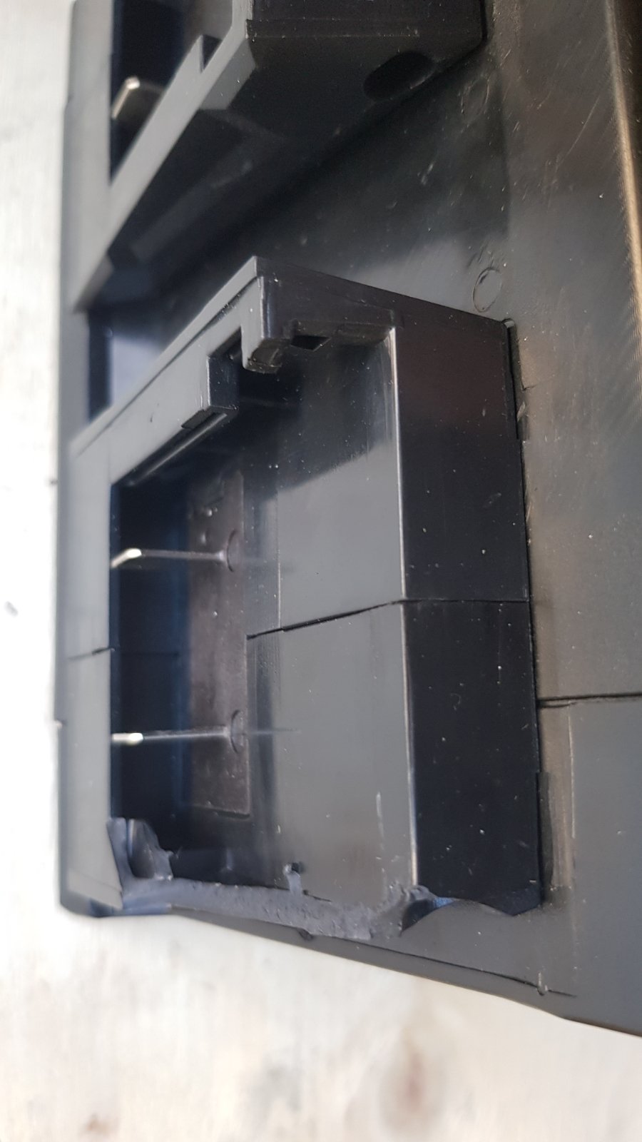 (Уценка) Триммер-кусторез аккумуляторный DEKO DKTR40