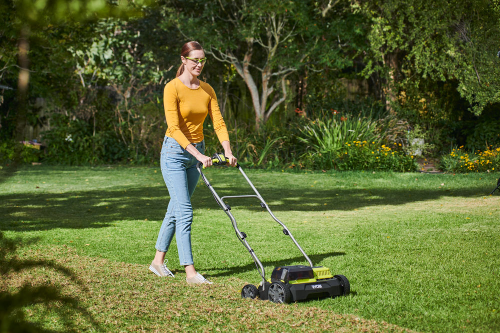 ONE + / Аэратор-скарификатор RYOBI RY18SFX35A-0 (без батареи)