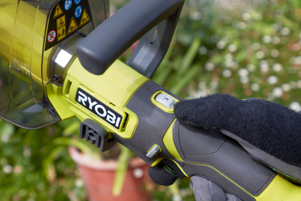 ONE + / Культиватор ручной RYOBI RY18HCA-0 (без батареи)