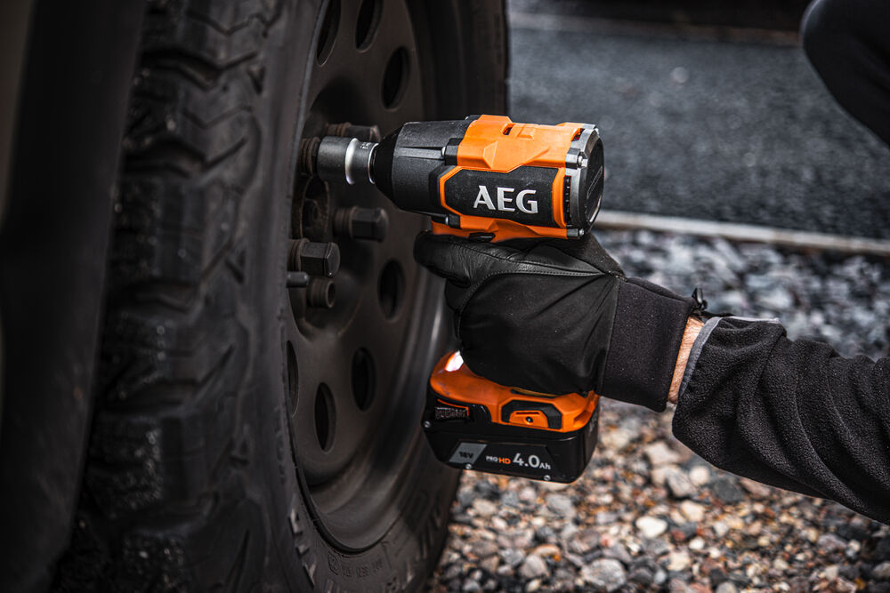 Гайковерт аккумуляторный AEG BSS18MTF12BL-0 (без аккумуляторов)