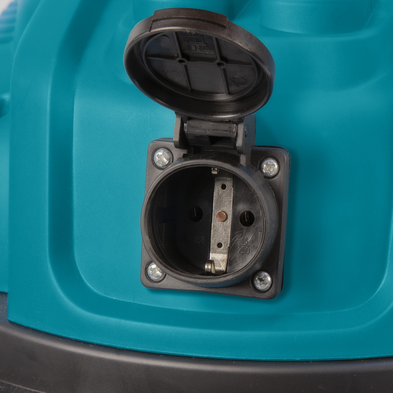 Пылесос строительный Bort BSS-2260-Twin