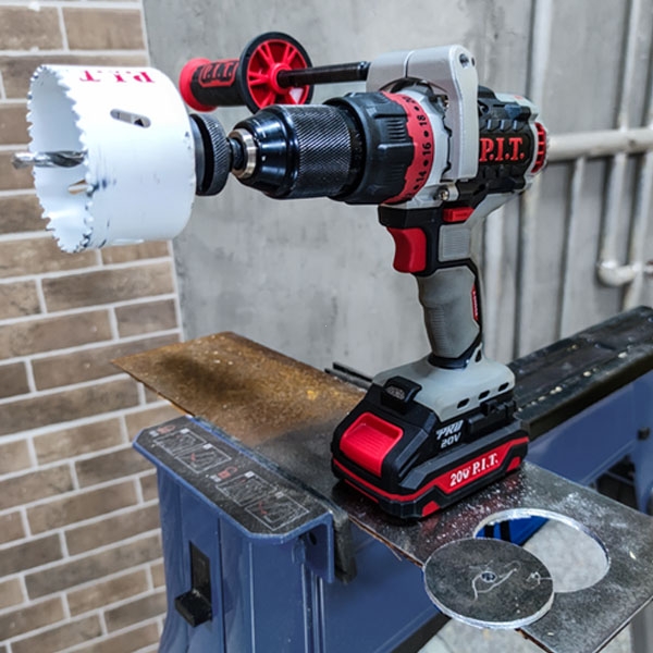 Дрель ударная бесщеточная аккумуляторная P.I.T. PSB20H-13C/2 X-DRIVER, 20 В, 110 Hm, патрон 13 мм,2 АКБ 4Ач, ЗУ, кейс PIT