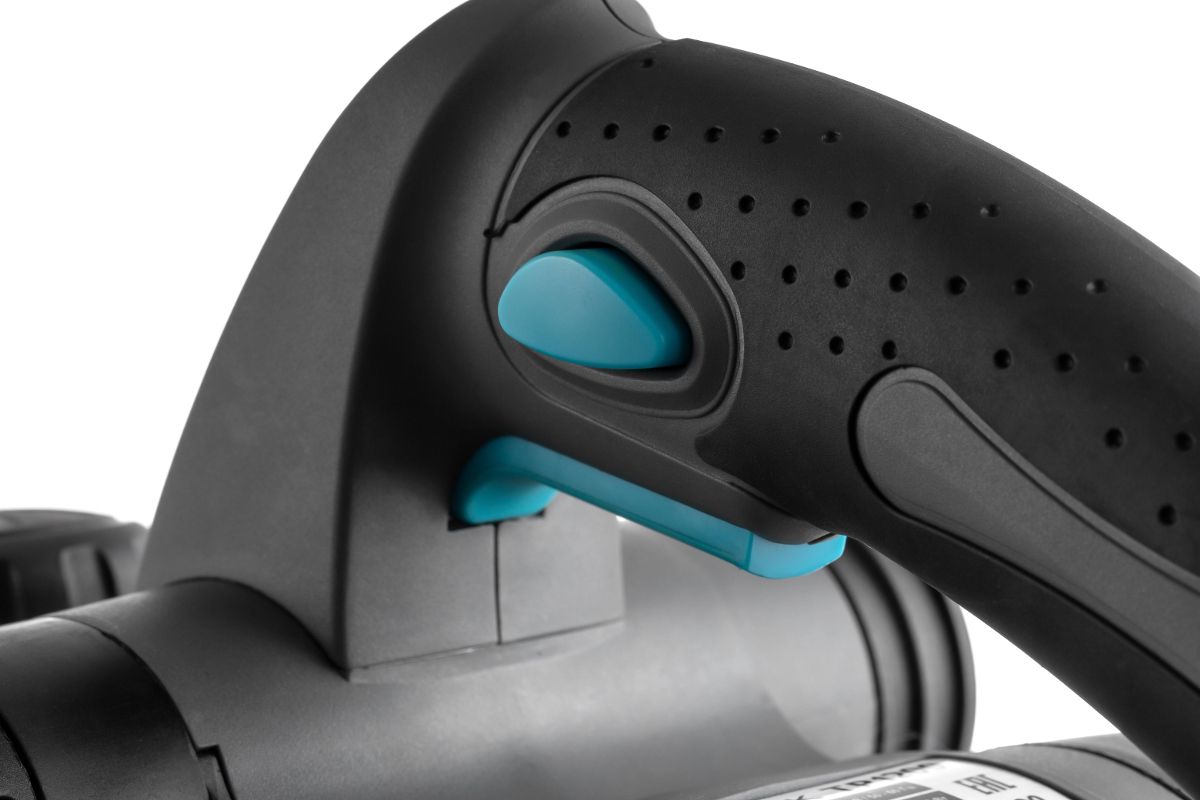 Рубанок TESLA TP1200