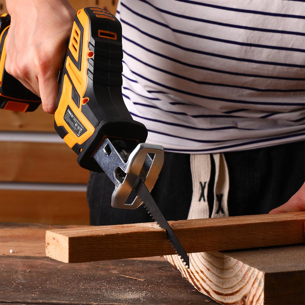 Пила сабельная аккумуляторная DEKO DKRS20 085-1070