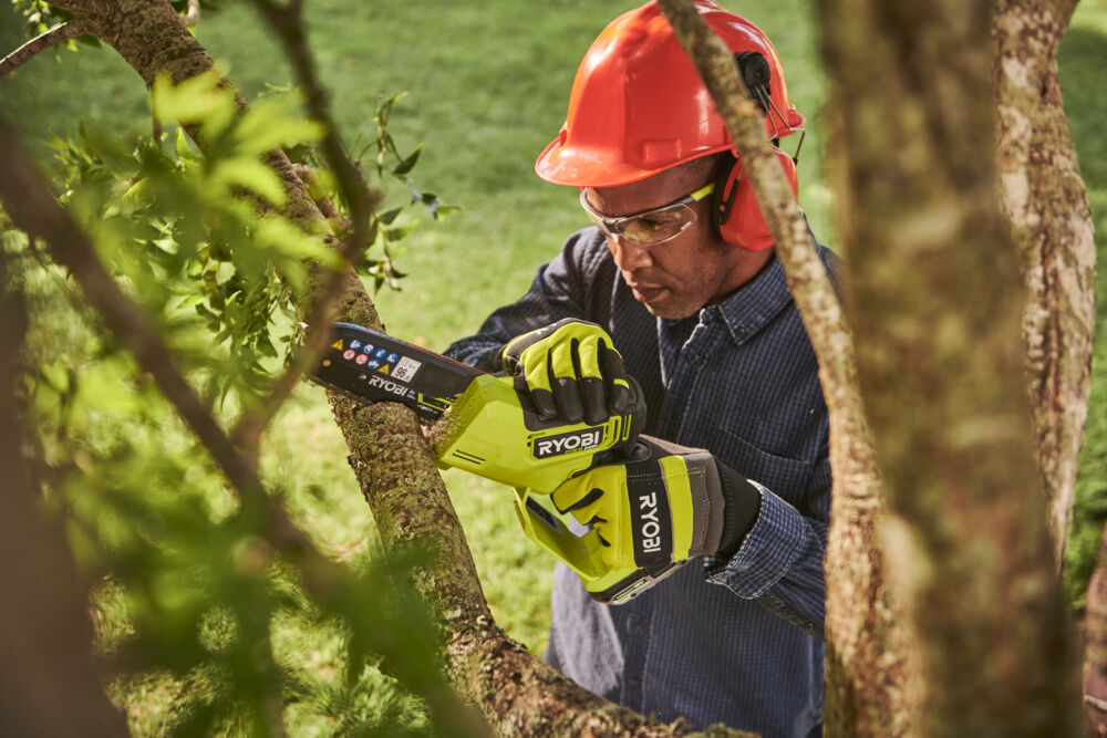 ONE + / Пила садовая RYOBI RY18PSX15A-0 (без батареи)