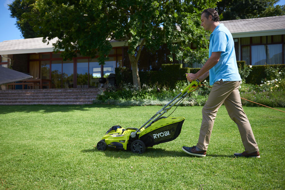 Газонокосилка электрическая RYOBI RLM18E40H