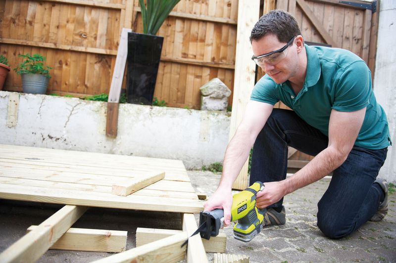 ONE + / Пила сабельная RYOBI RRS1801M (без батареи)