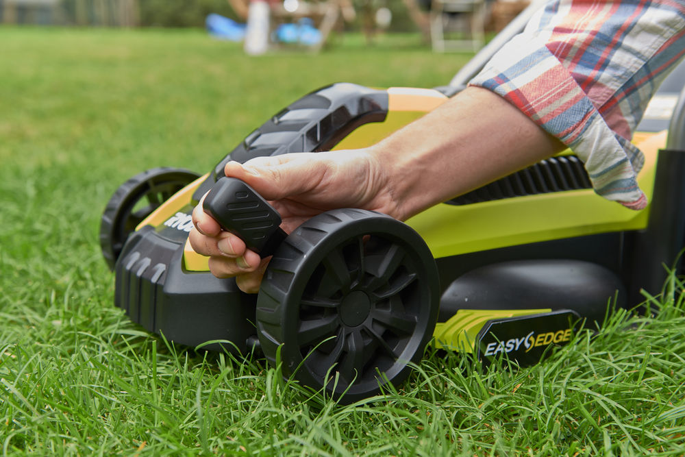 Газонокосилка электрическая RYOBI RLM13E33S