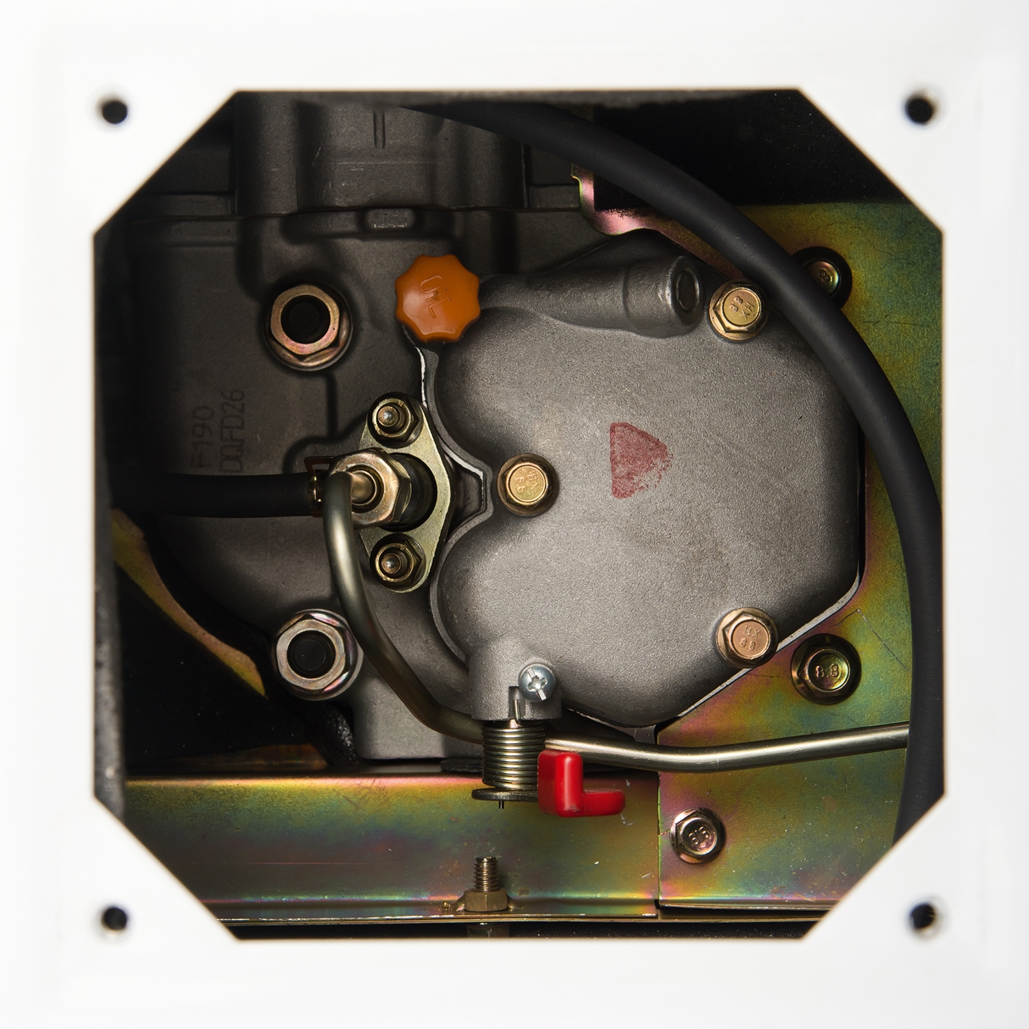 Генератор дизельный DAEWOO DDAE 9000SSE в кожухе