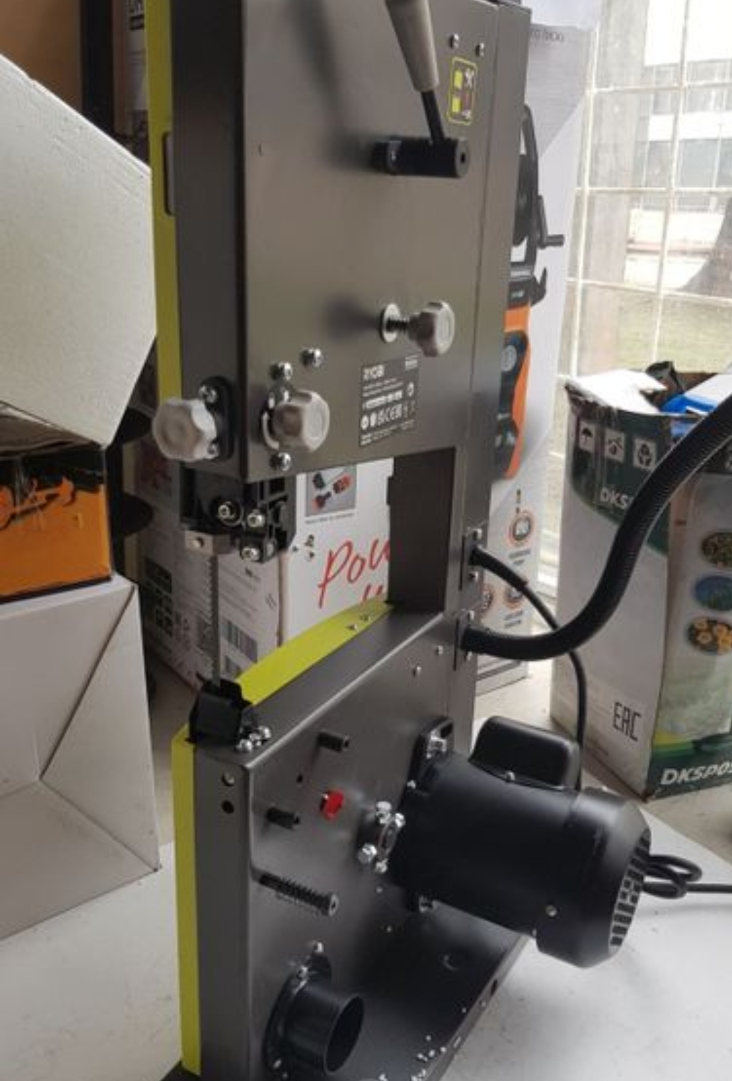 (Уценка) Ленточная пила RYOBI RBS904