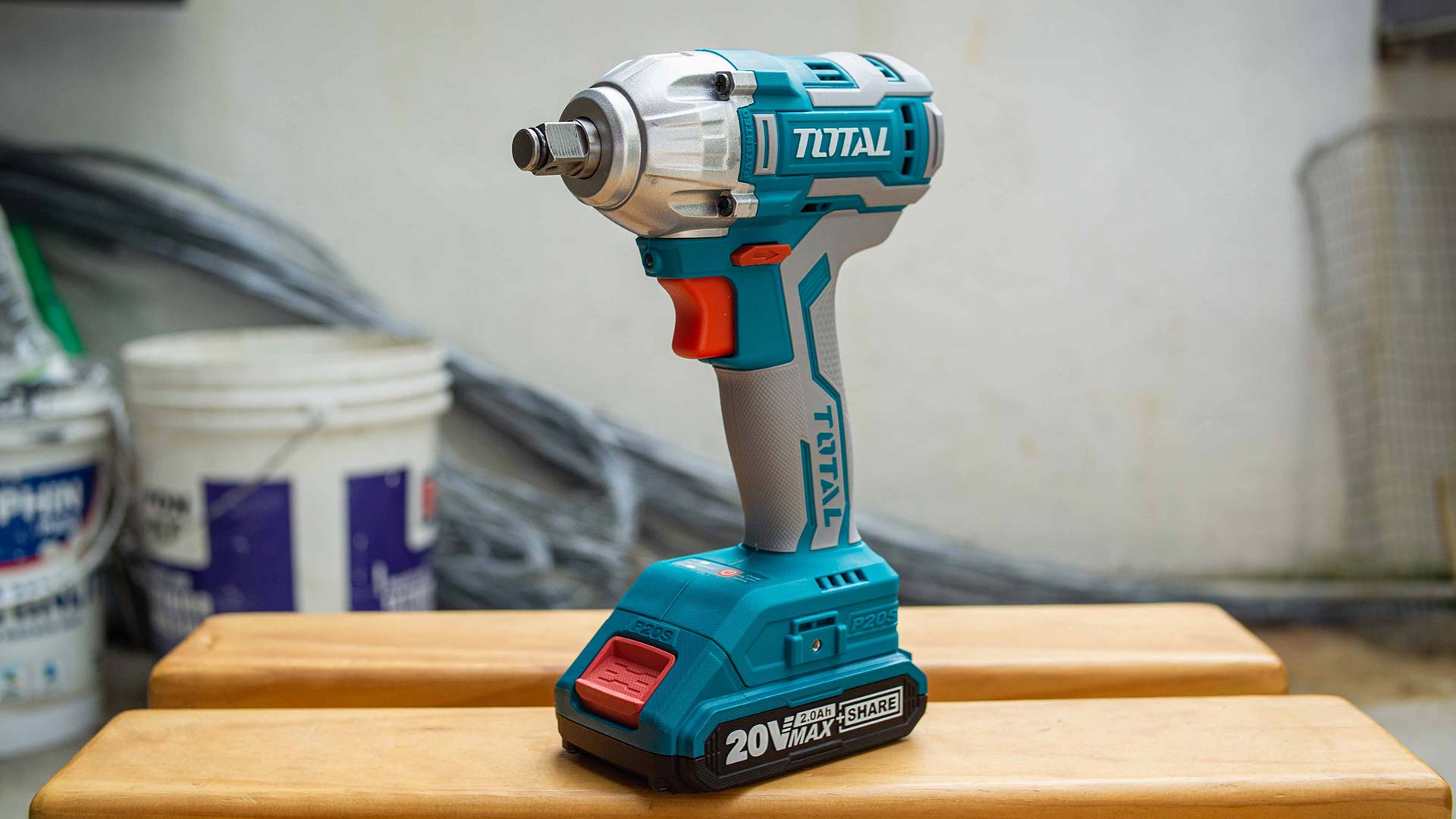 Гайковерт TOTAL TIWLI2001