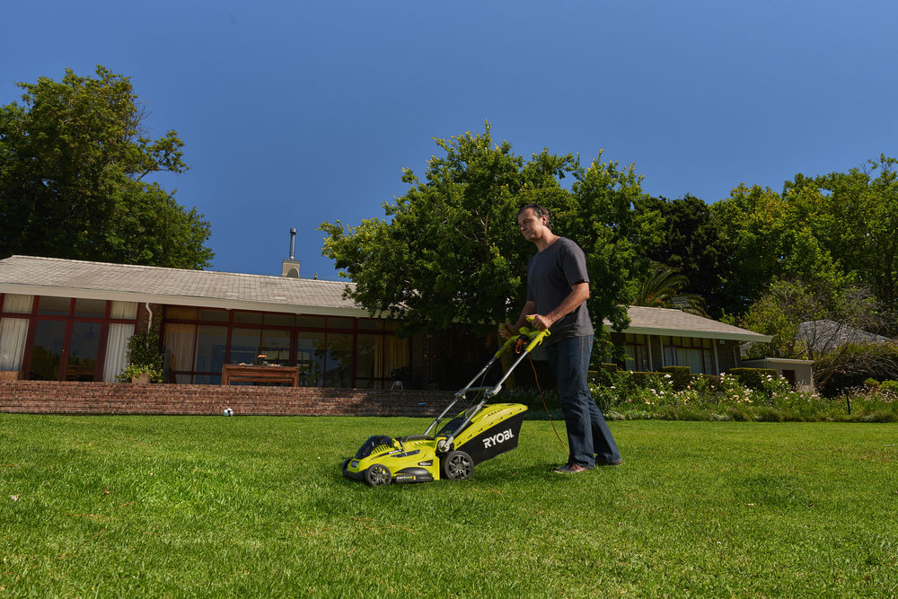 Газонокосилка электрическая RYOBI RLM18E40H