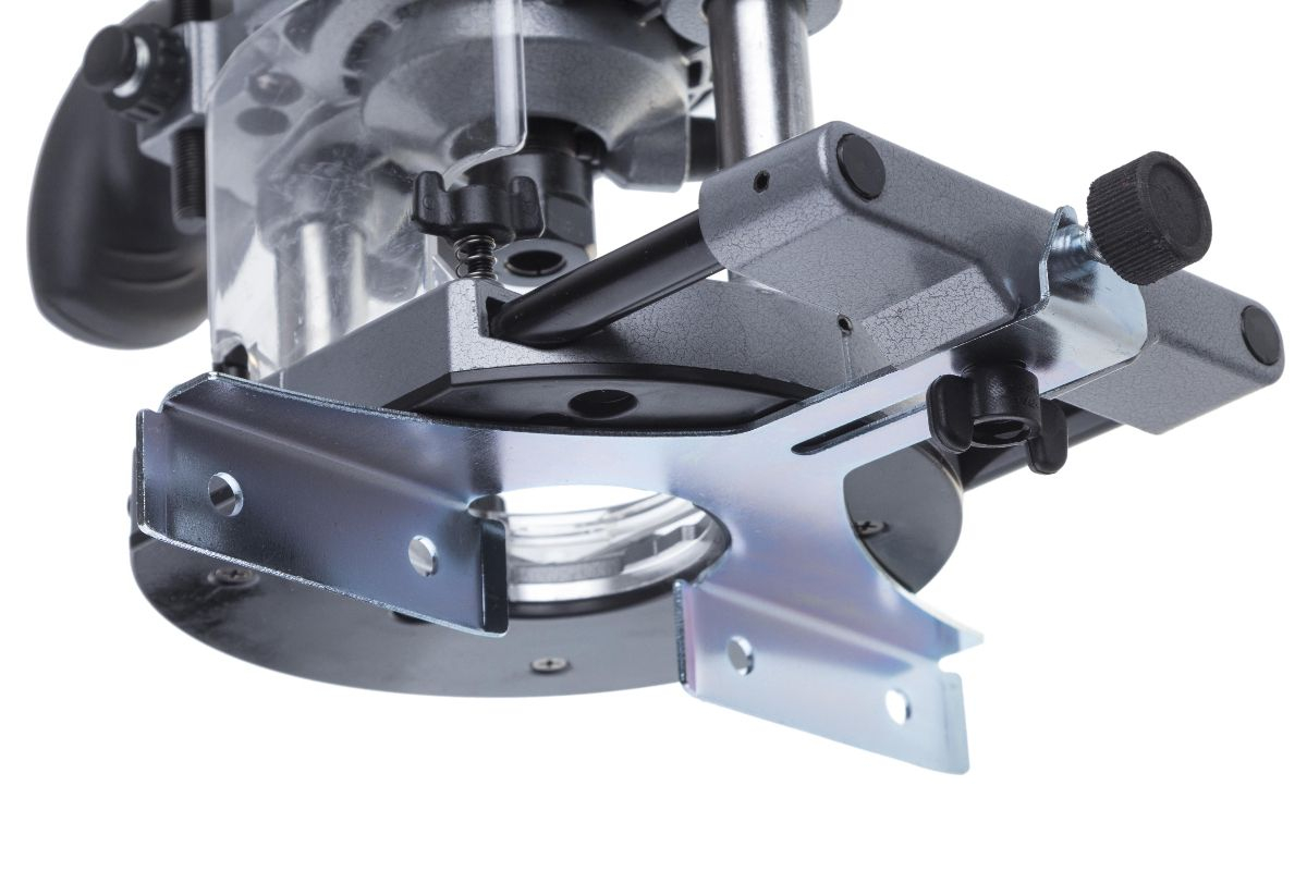 Фрезер TESLA TRE2200