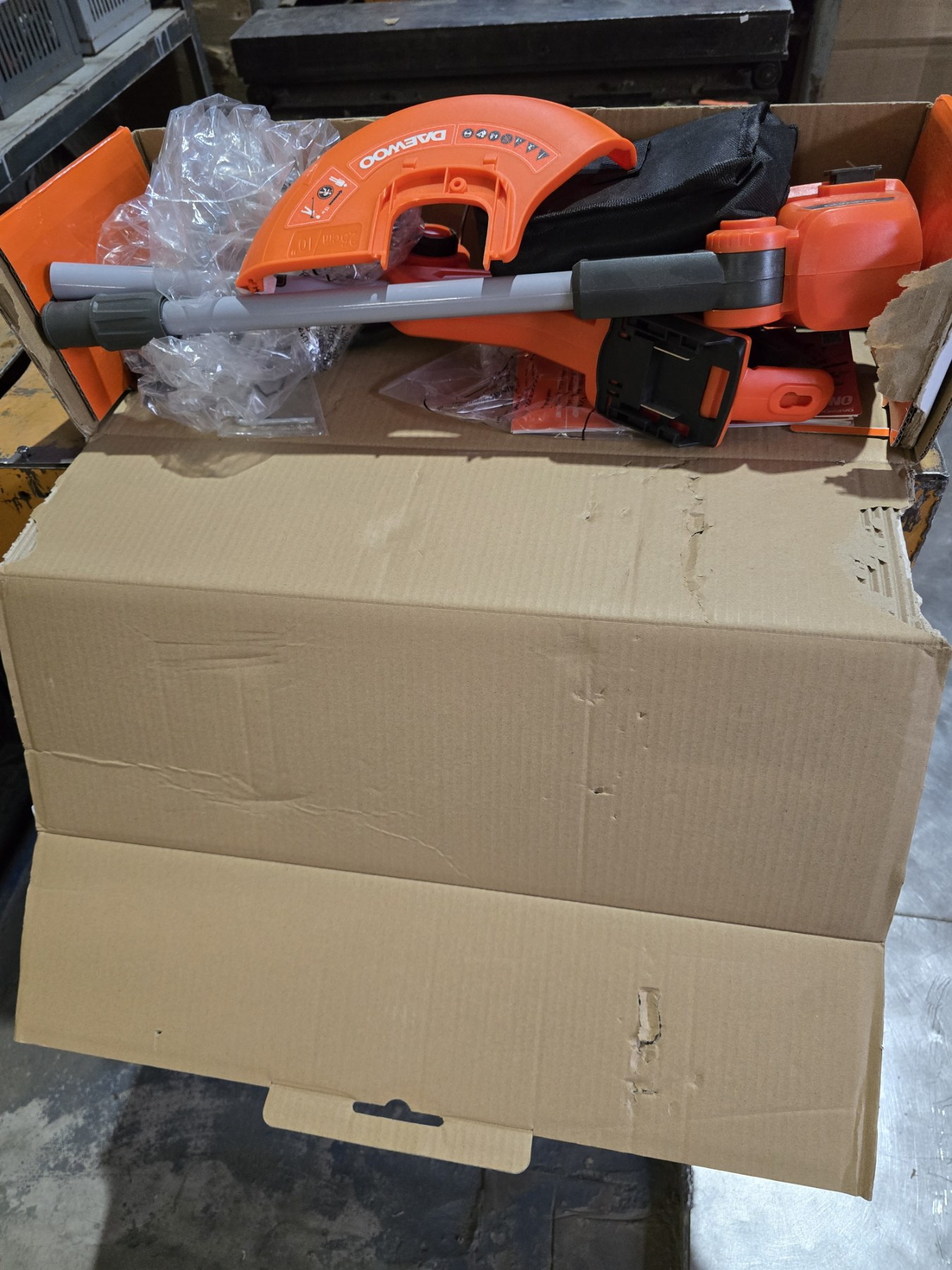 (Уценка) Триммер аккумуляторный DAEWOO DATR 3021Li SET