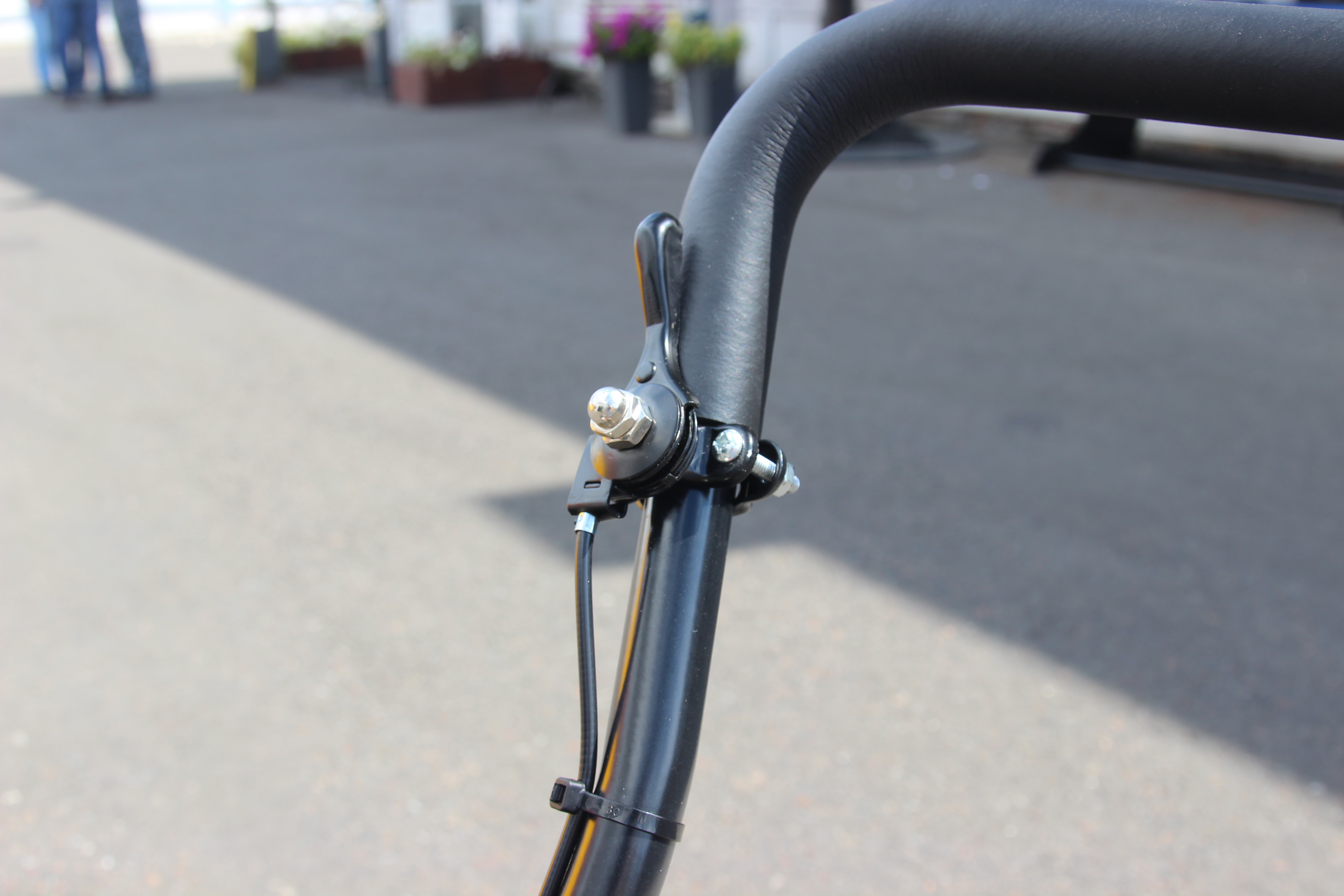 Виброплита Impulse VP60L Loncin G200F (колеса)