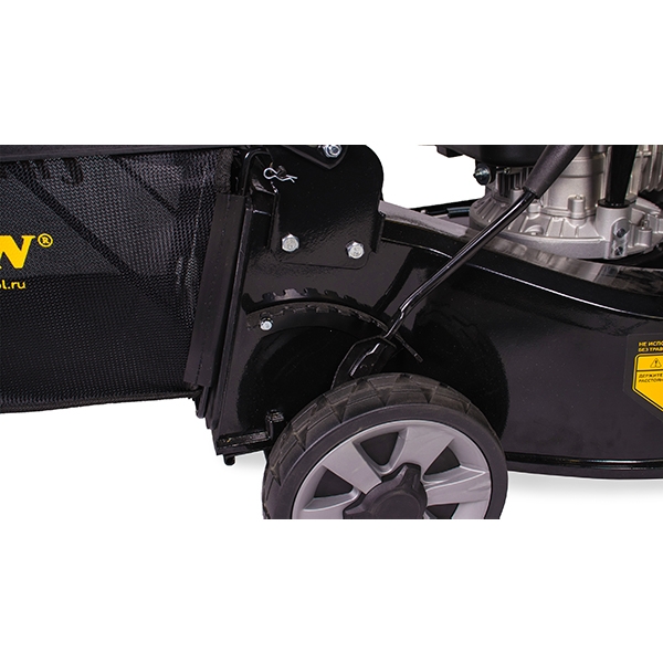 Газонокосилка бензин. Champion LM5645, 4,4 кВт.,привод 560 мм., 75л., 25-80 мм.,1 рычаг/8, 3 в1