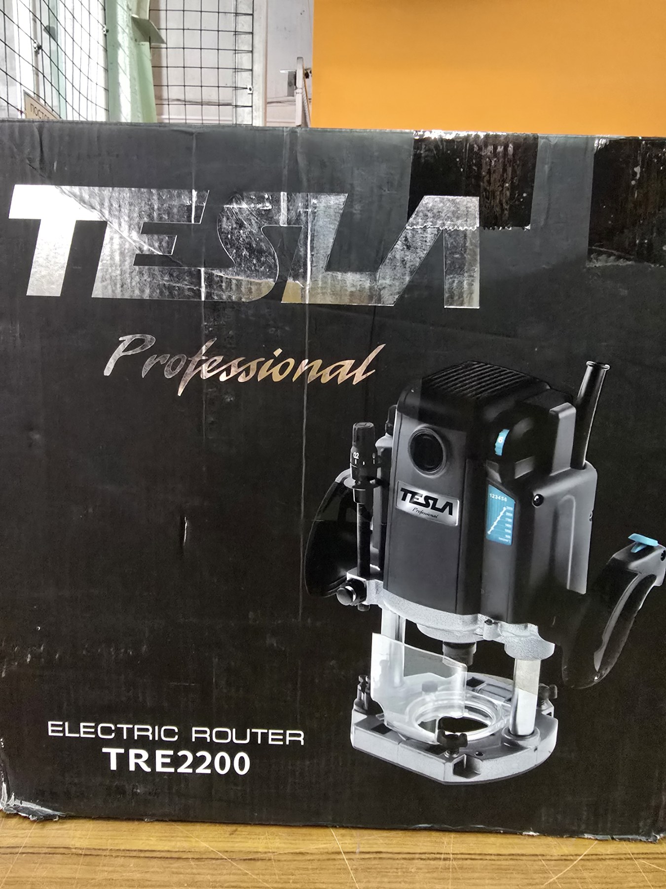 (Уценка) Фрезер TESLA TRE2200