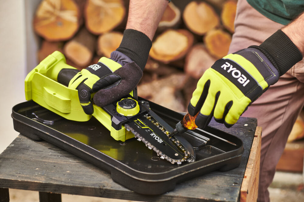 ONE + / Пила садовая RYOBI RY18PSX15A-0 (без батареи)