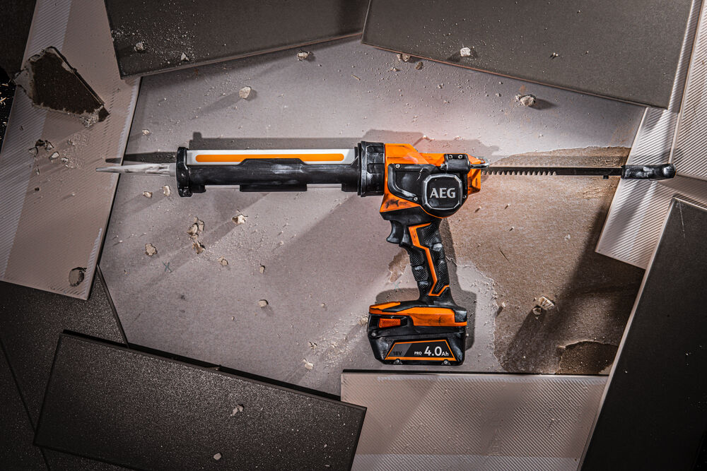 Пистолет для герметика AEG BKP18C2-310-0 (без батареи)