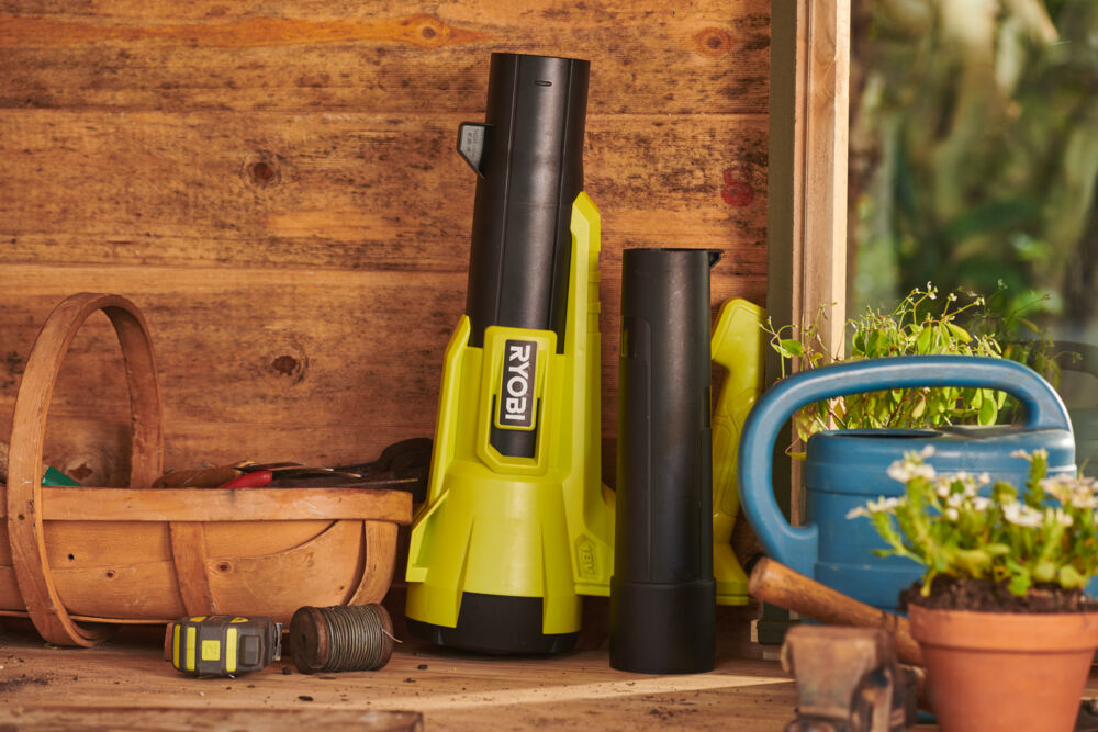 ONE + / Воздуходувка RYOBI RY18BLA-140