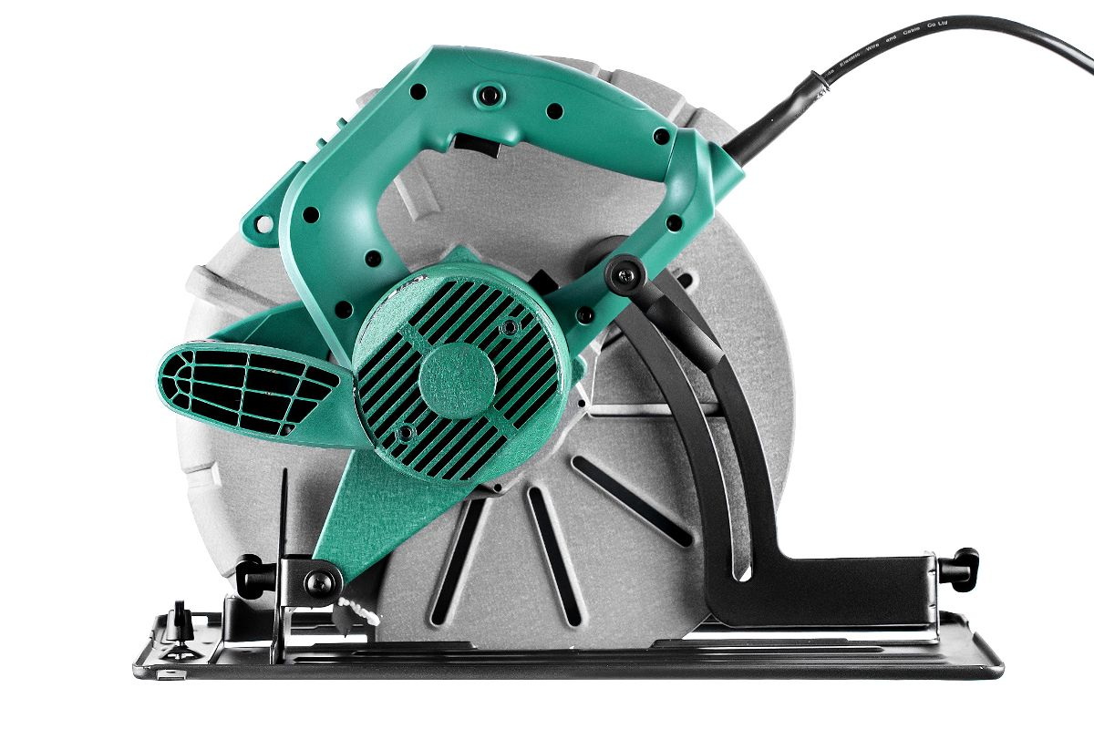 Пила циркулярная Hammer CRP2400/305