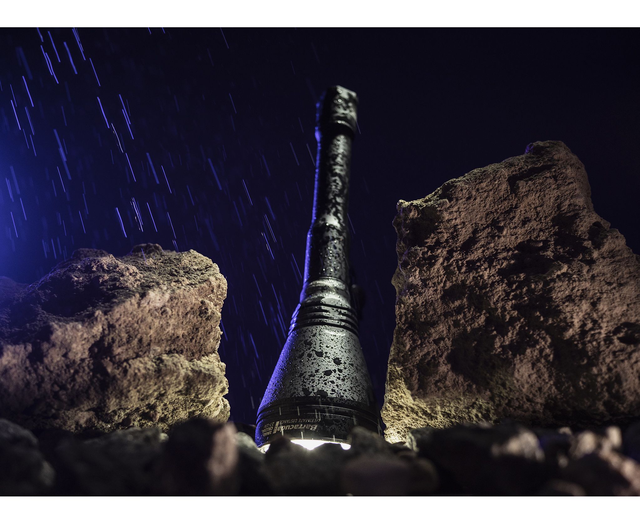 Фонарь Armytek Barracuda Pro XHP35 HI Белый