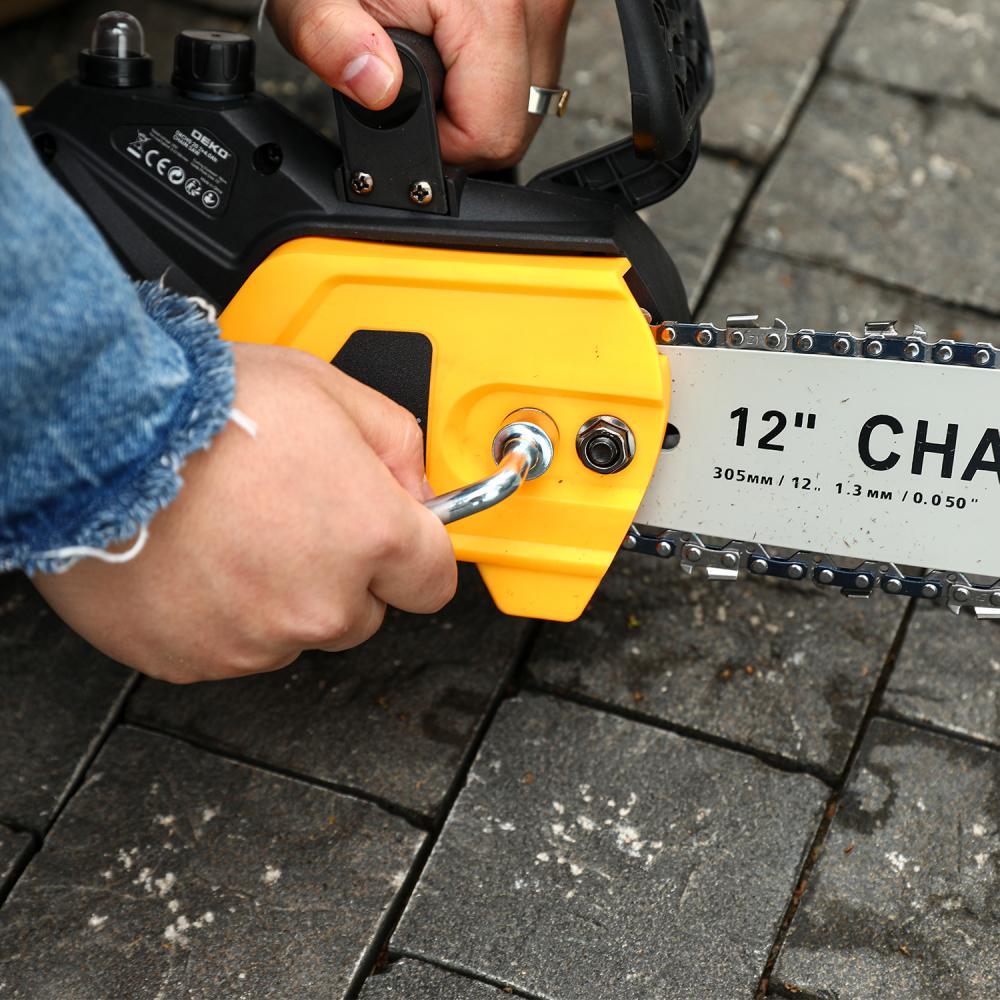 Пила цепная аккумуляторная DEKO DKCHS 20 083-2001