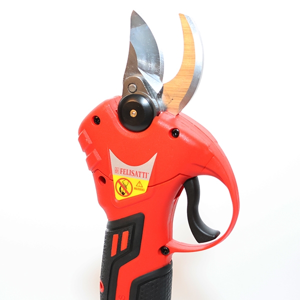 Аккумуляторный секатор Felisatti FT1204 (картон, без аккум.), 18В, макс. диаметр реза 30 мм, бесщеточный двигатель