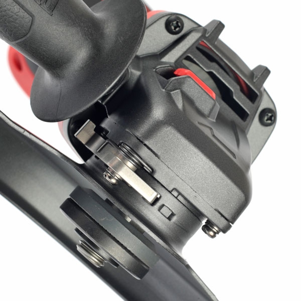 Аккумуляторная угловая шлифовальная машина FELISATTI FT1580, диск 125 мм (кейс, 2 аккум. 5,0 Ач, ЗУ 4А)